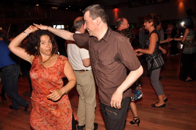 min 2010 05 30 station danse 082